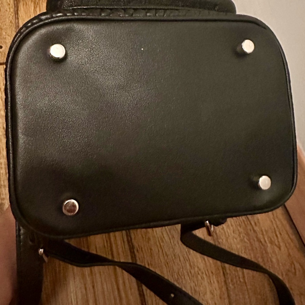 Vunque Backpack - Picture 4 of 7